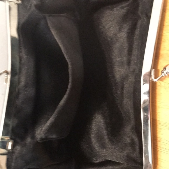 New.  Beaded n rhinestone evening bag - Picture 6 of 7